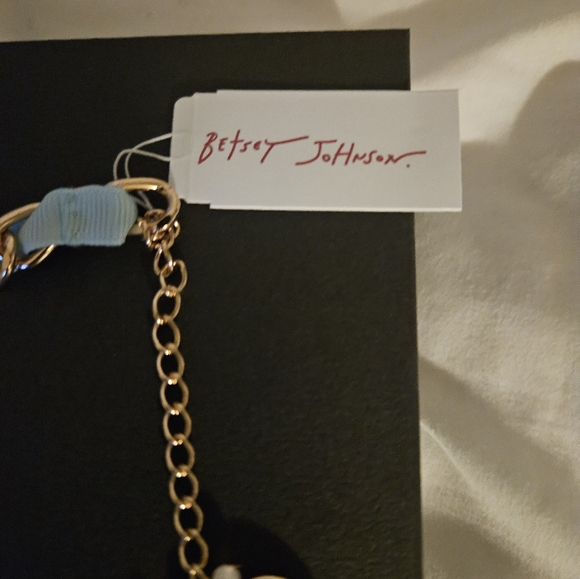 Betsey Johnson Christmas charm necklace - Picture 3 of 5